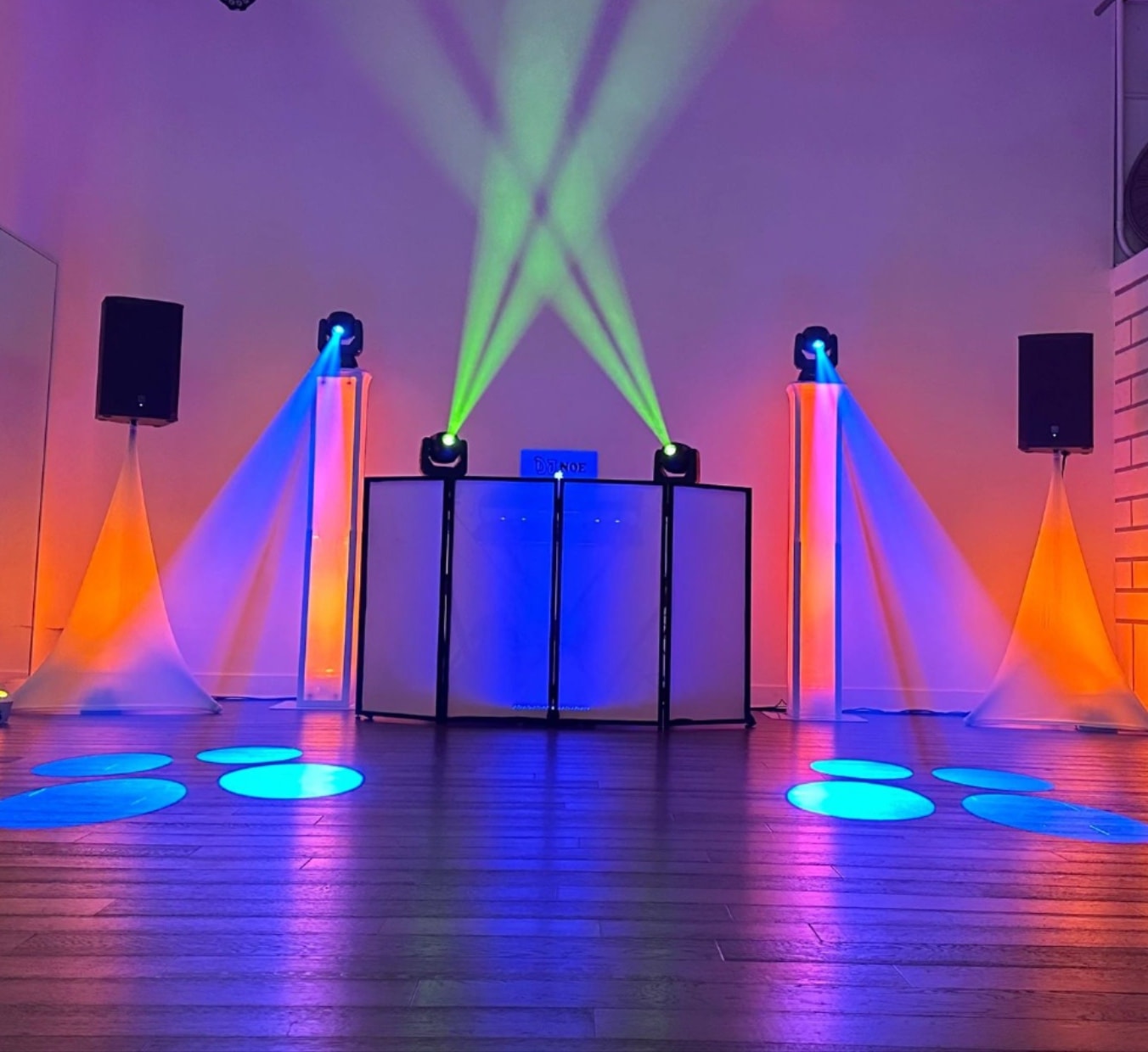Lighting — wall lights, effect lighting, moving head lights